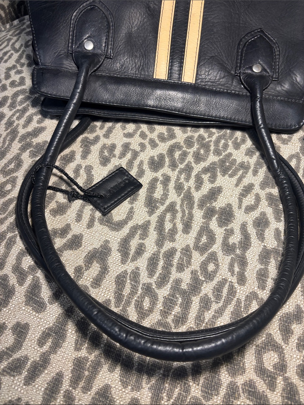 Latico vintage black soft leather striped shoulder bag classic medium purse - Picture 10 of 16